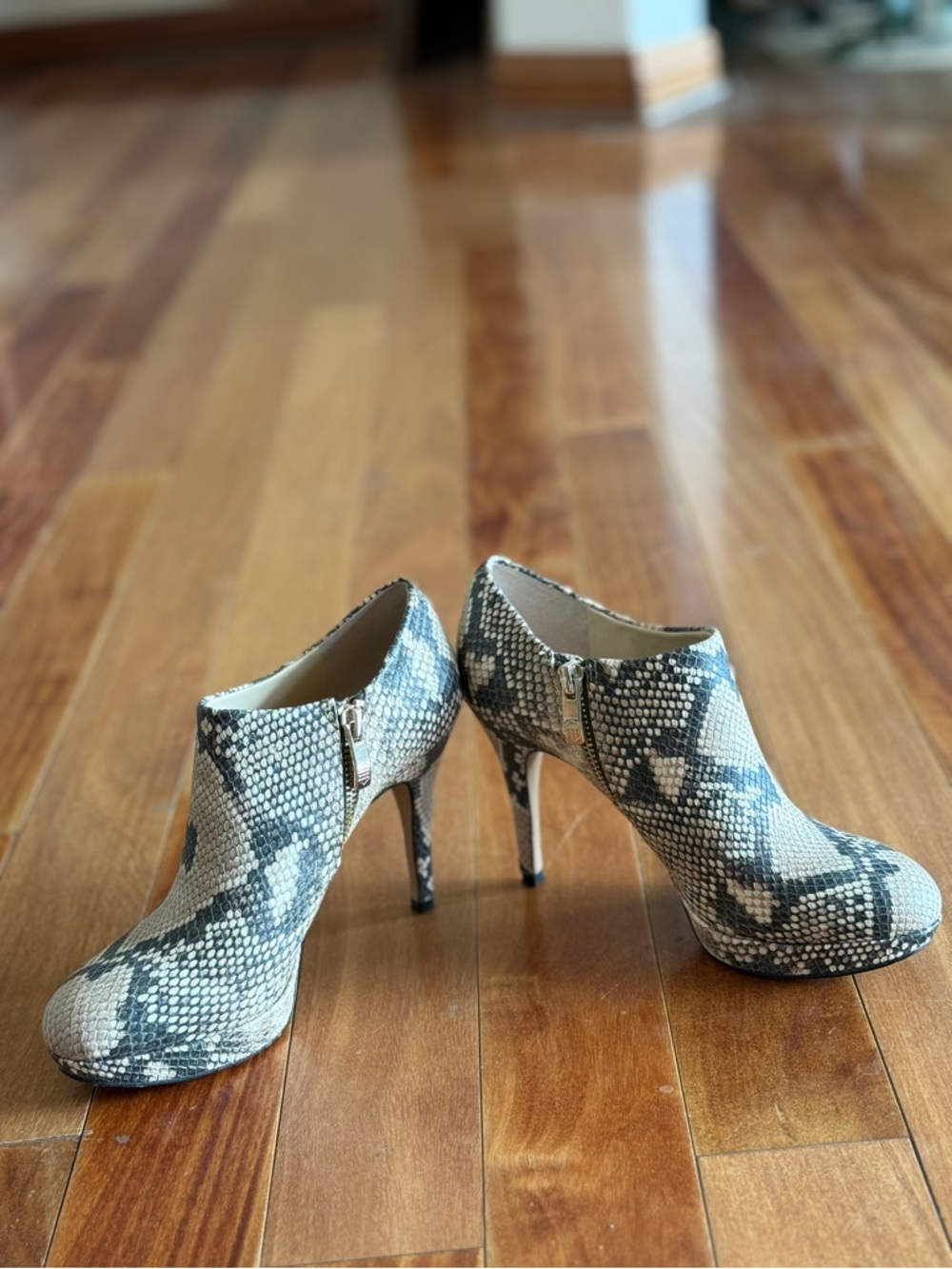 Vince Camuto Elvin Snakeskin Heeled Ankle Boots - Picture 2 of 6